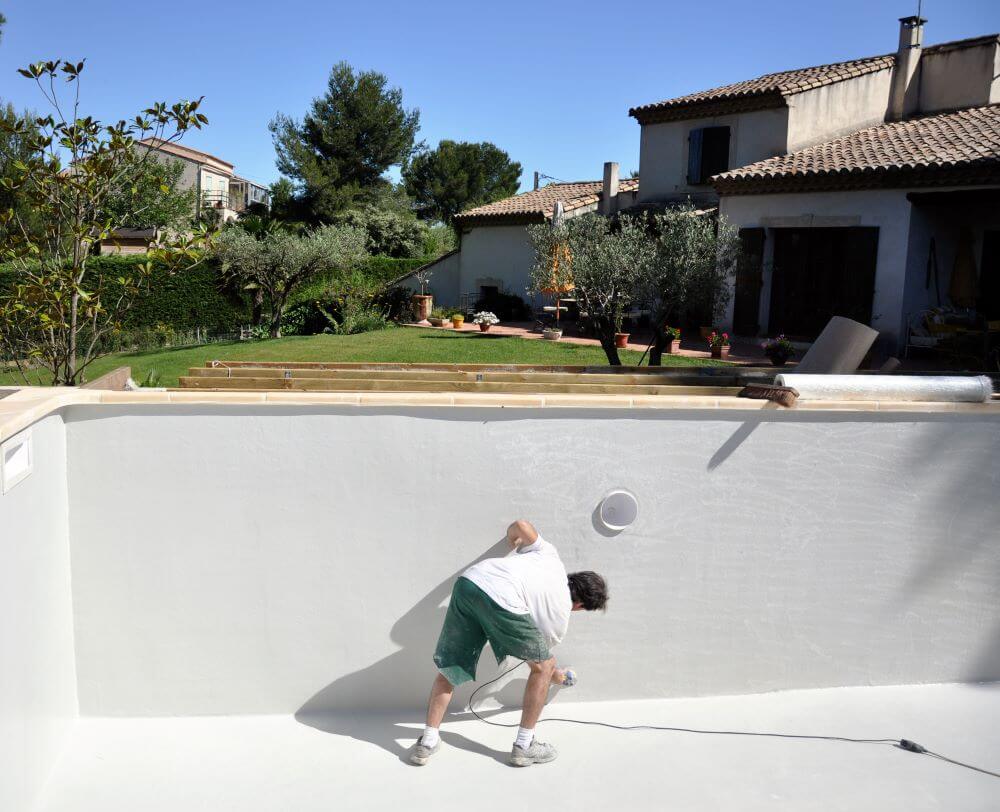 piscine béton maçonnée
